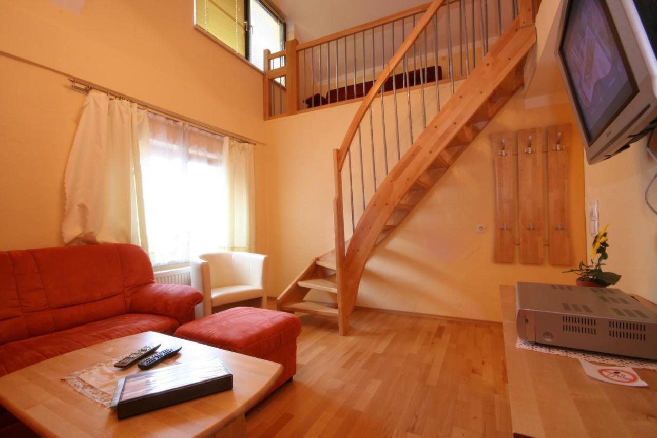 Pichlhof Apartments - Comfort Near Planai سخلادميخ الغرفة الصورة